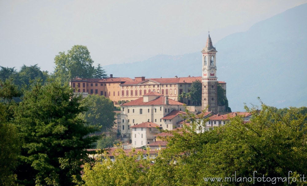 Azeglio (Biella, Italy) - Azeglio and its castle